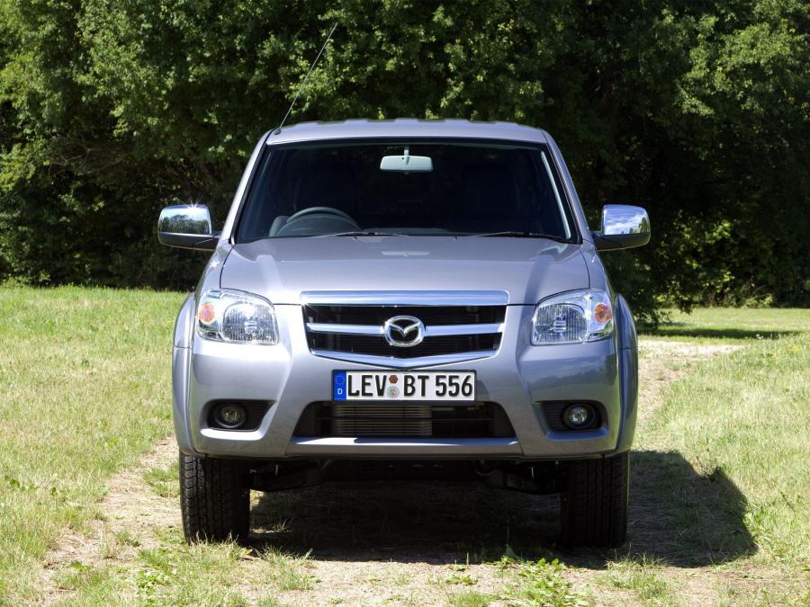  Mazda BT-50 Double Cab 2008 года  (UK) (фото 8 из 18)